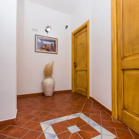 Faunele 住宿加早餐酒店 奥罗塞伊