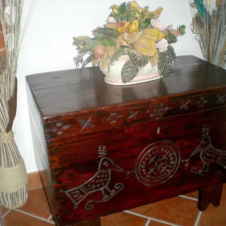 住宿加早餐酒店 Faunele 奥罗塞伊