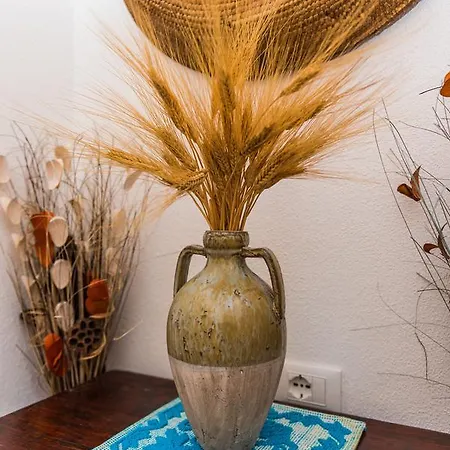 ベッド・アンド・ブレックファスト Faunele 3*