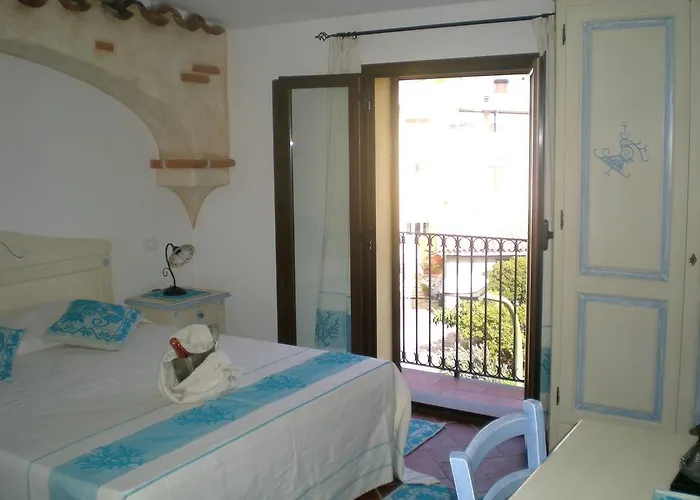 Oda ve Kahvaltı Faunele 3*